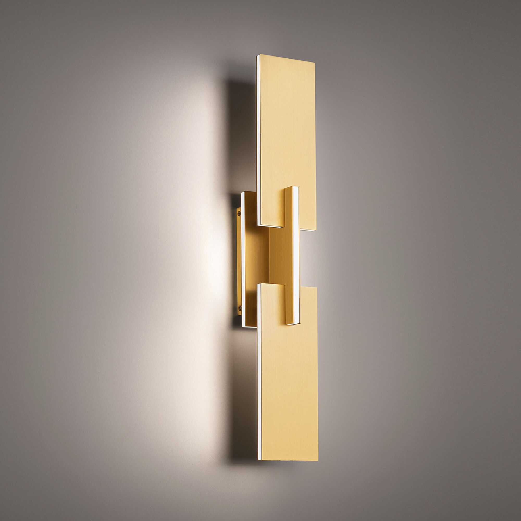 Amari Wall Sconce Wall Light in Aged Brass