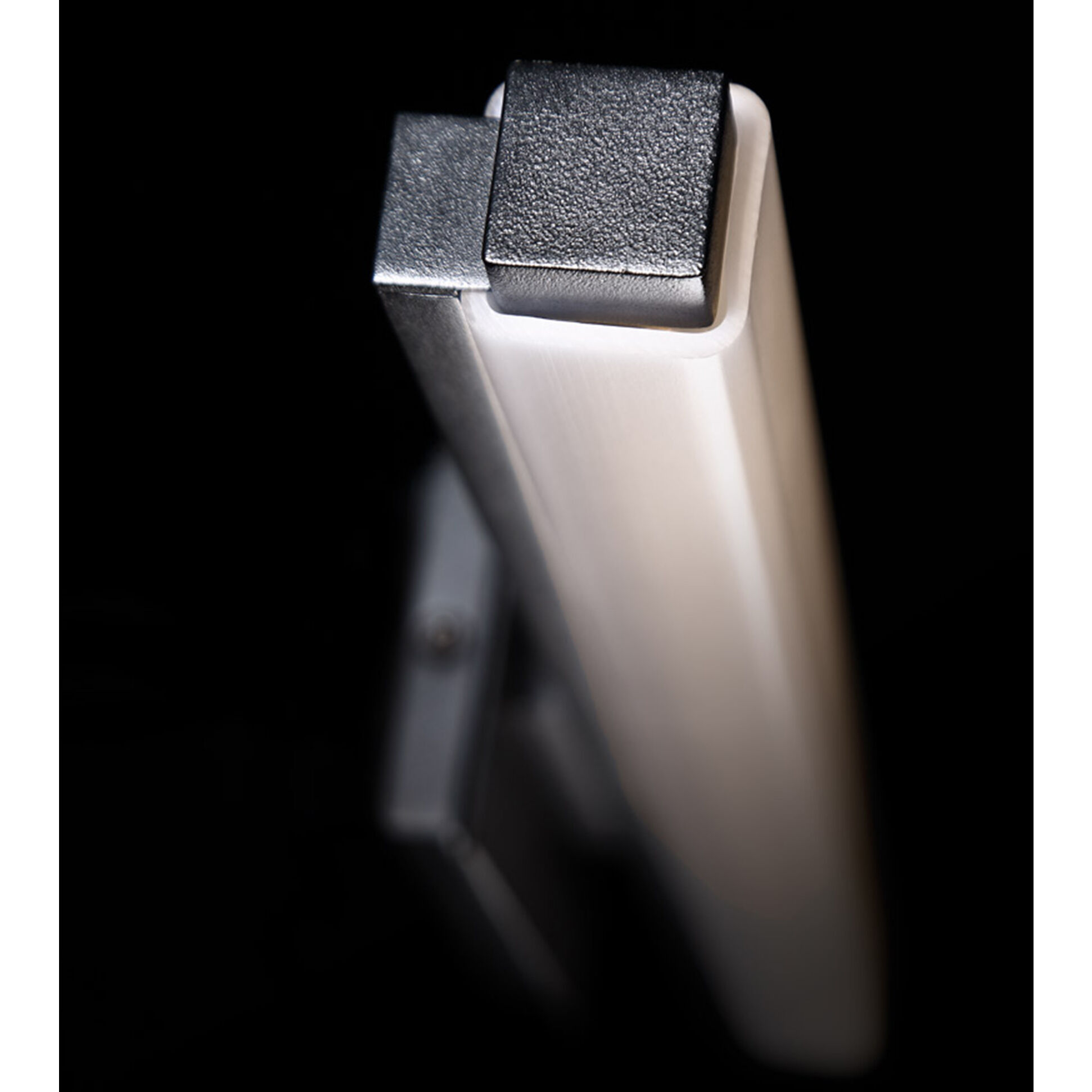 Mini Vogue LED 19.75 inch Black Bath Vanity & Wall Light in 3500K, 18in.