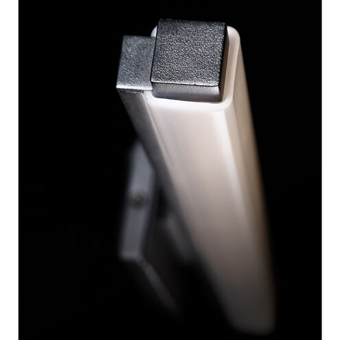 Mini Vogue LED 19.75 inch Black Bath Vanity & Wall Light in 3500K, 18in.